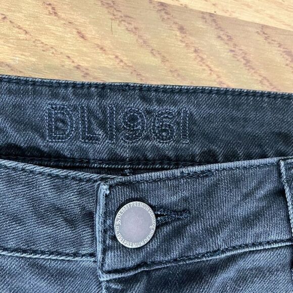Awesome DL1961 Faded Black Jeans - Picture 3 of 12